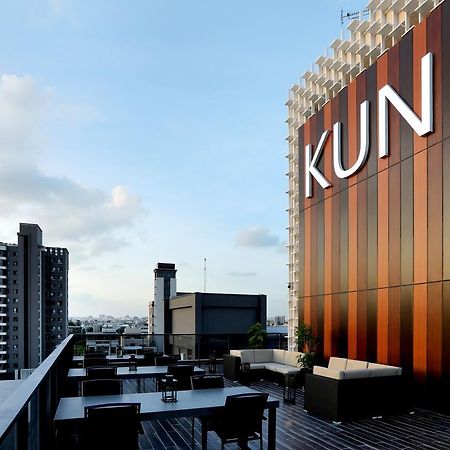 Kun Hotel Taichung Dış mekan fotoğraf