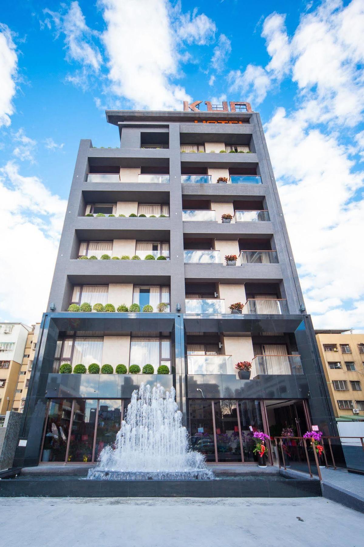 Kun Hotel Taichung Dış mekan fotoğraf