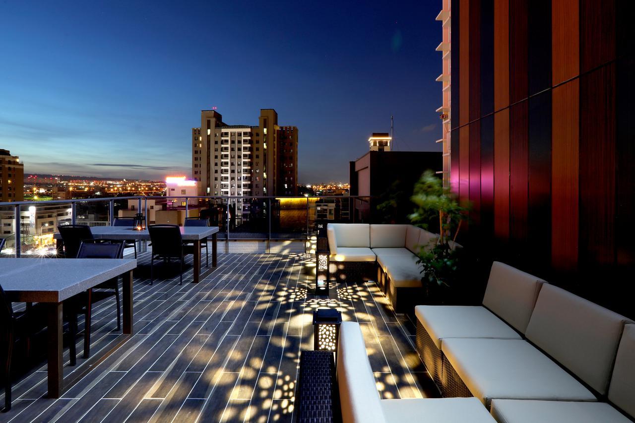 Kun Hotel Taichung Dış mekan fotoğraf